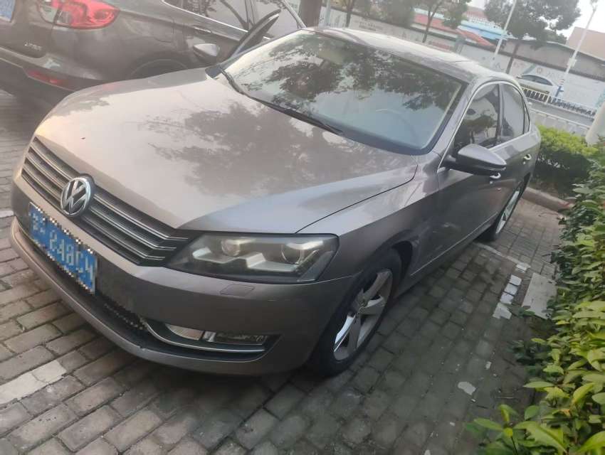 Volkswagen Passat 2.0T Automatic