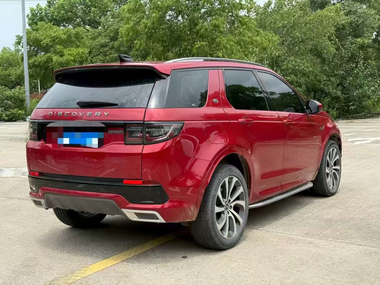 Land Rover Discovery Sport 2020 249PS Performance Tech Edition 7-Seater 4