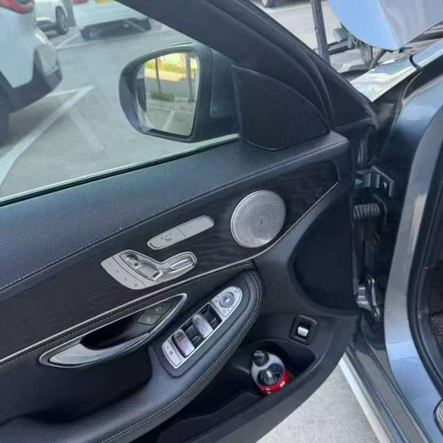 Mercedes-Benz C-Class C260L Sport 6