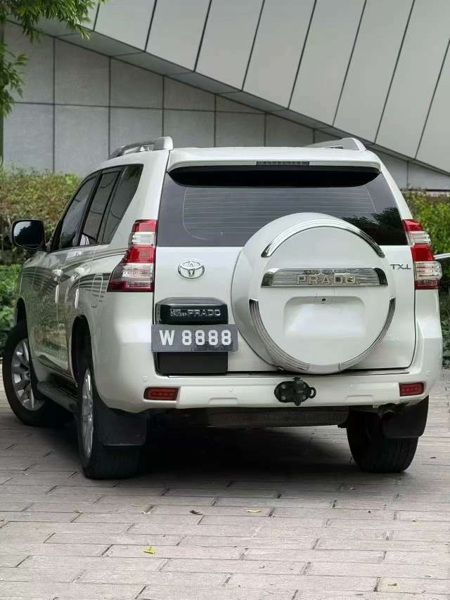 Toyota Prado 3.0T Diesel Middle East Version 7
