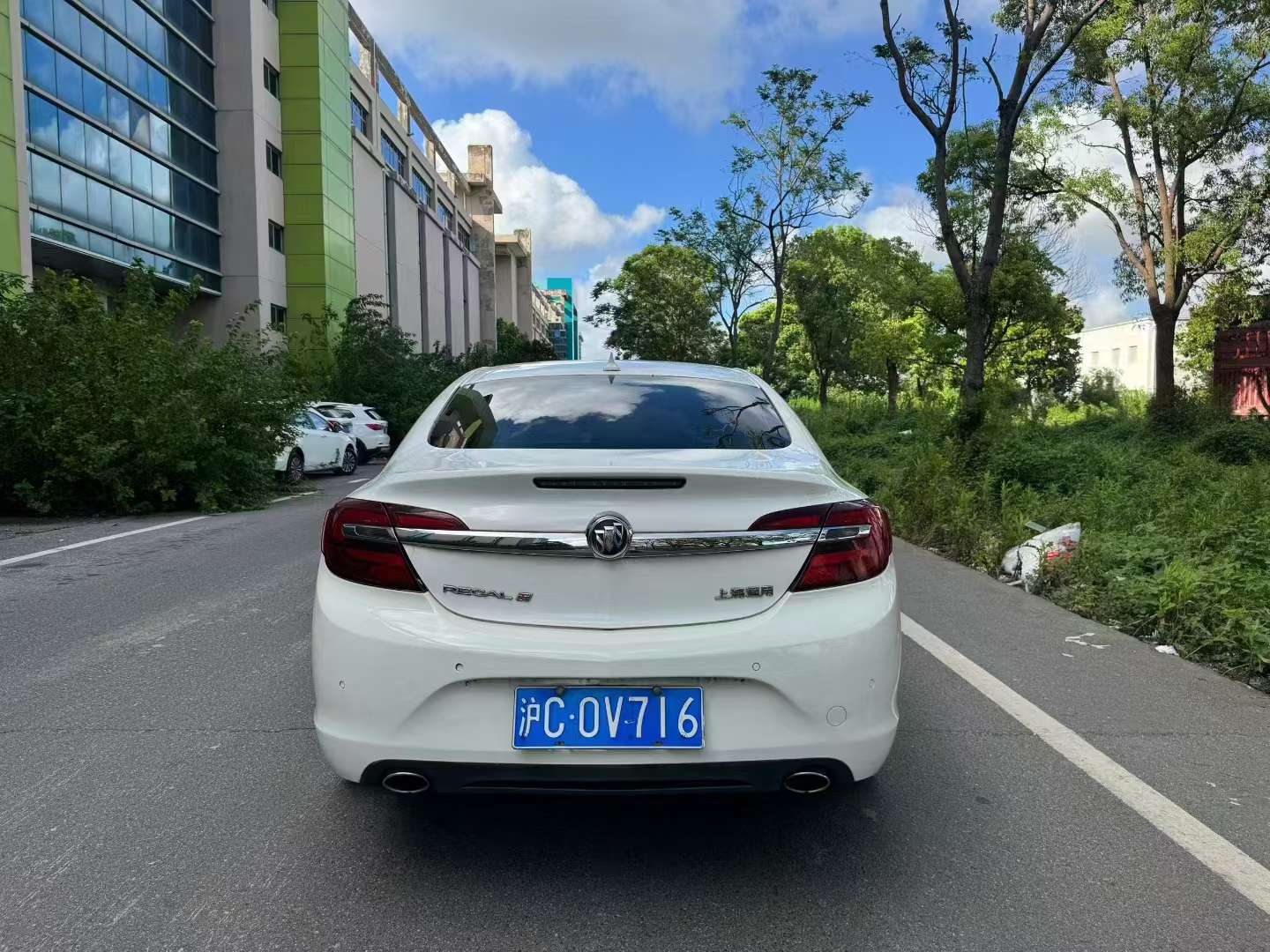 Buick Regal 8