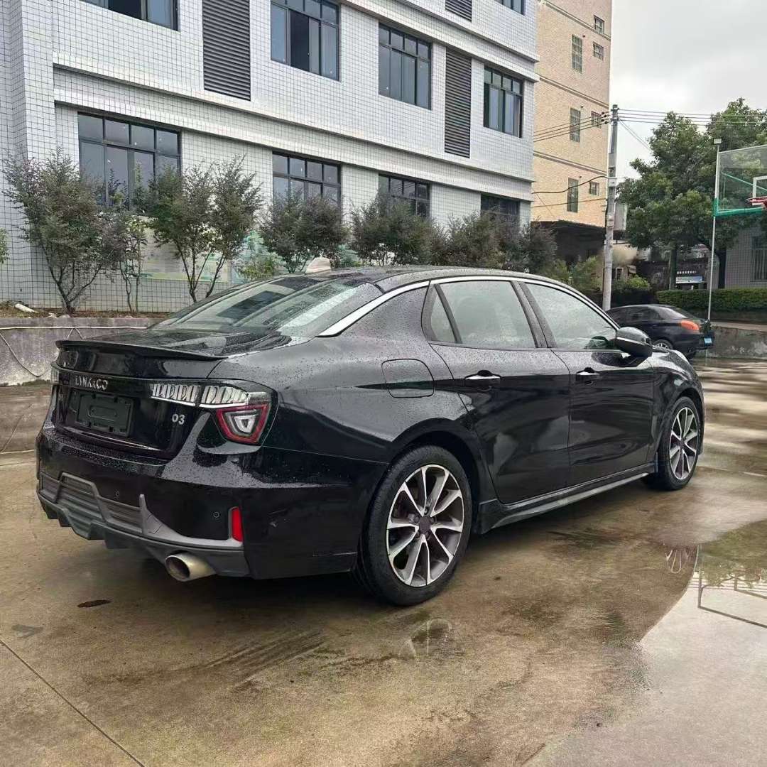 Lynk & Co 03 1.5T Automatic Sunroof Jing Edition 4