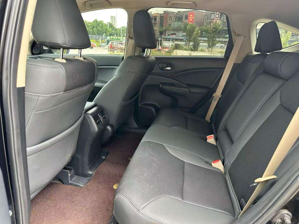 Honda CR-V 2.0L Automatic 4