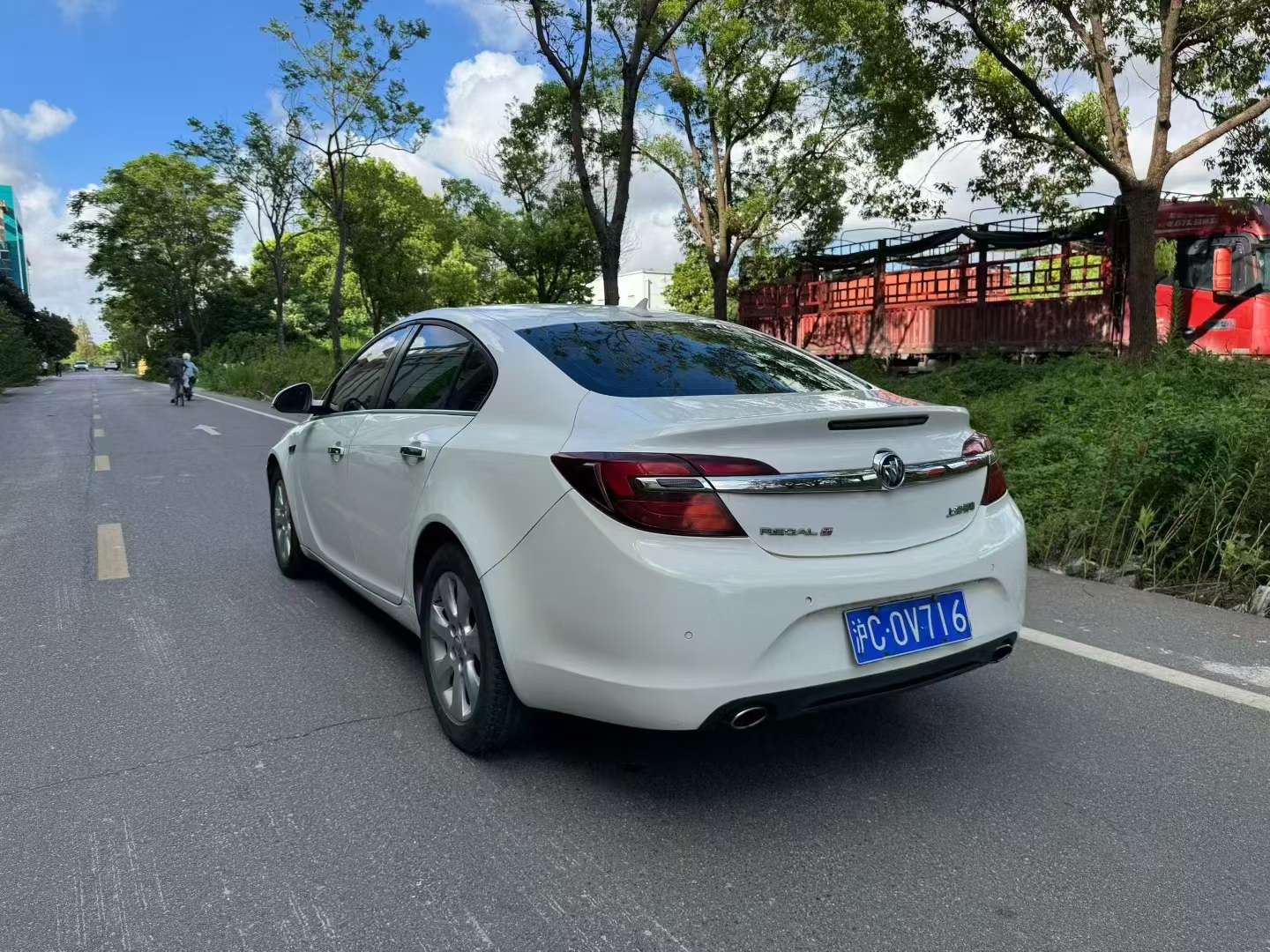Buick Regal 9