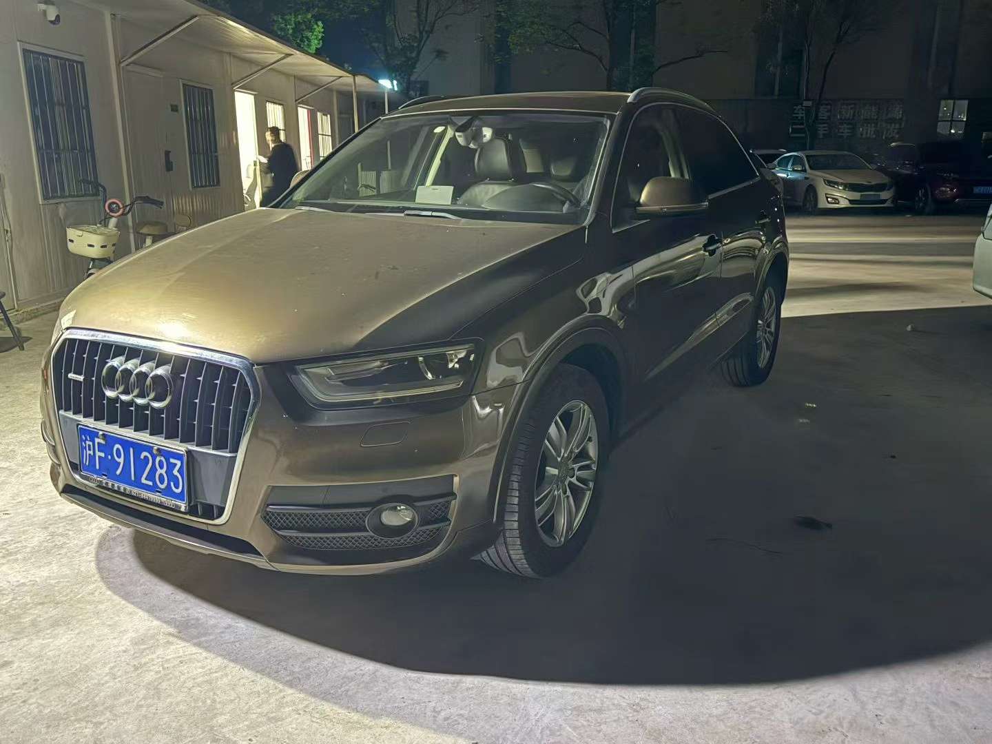 Audi Q3 2.0T AWD Comfort Edition 4