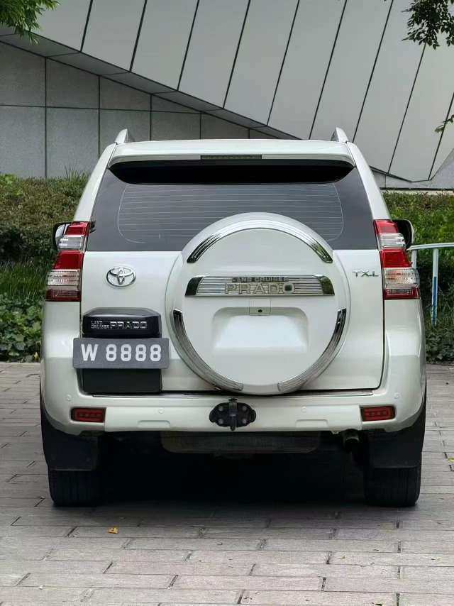 Toyota Prado 3.0T Diesel Middle East Version 8