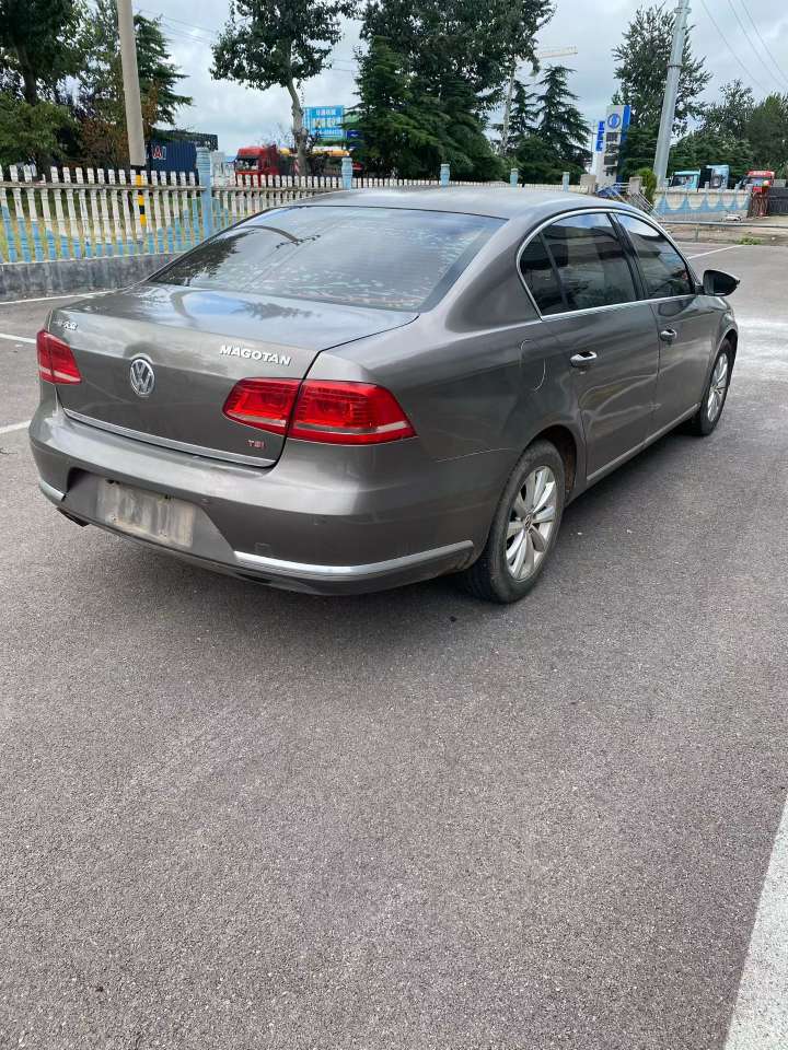 Volkswagen Magotan 1.8T Automatic 6