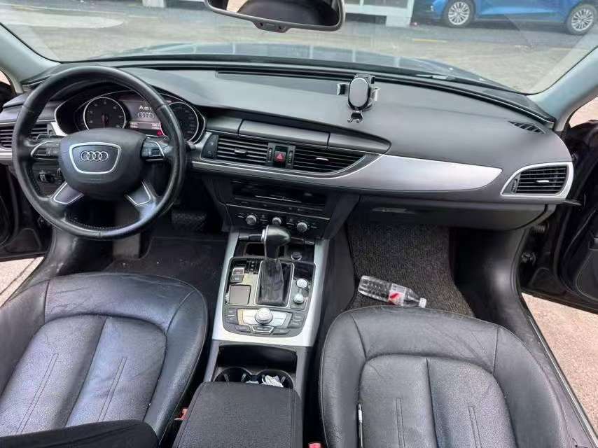Audi A6L 2.0T Million Commemorative Zhi Ling Edition 5