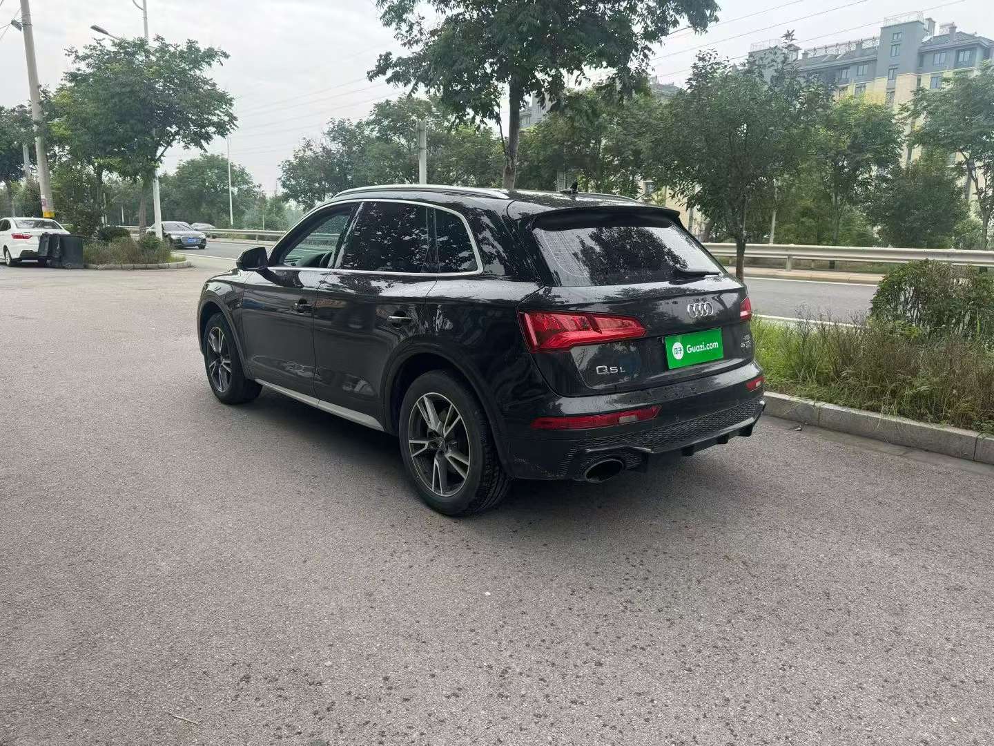 Audi Q5L 6