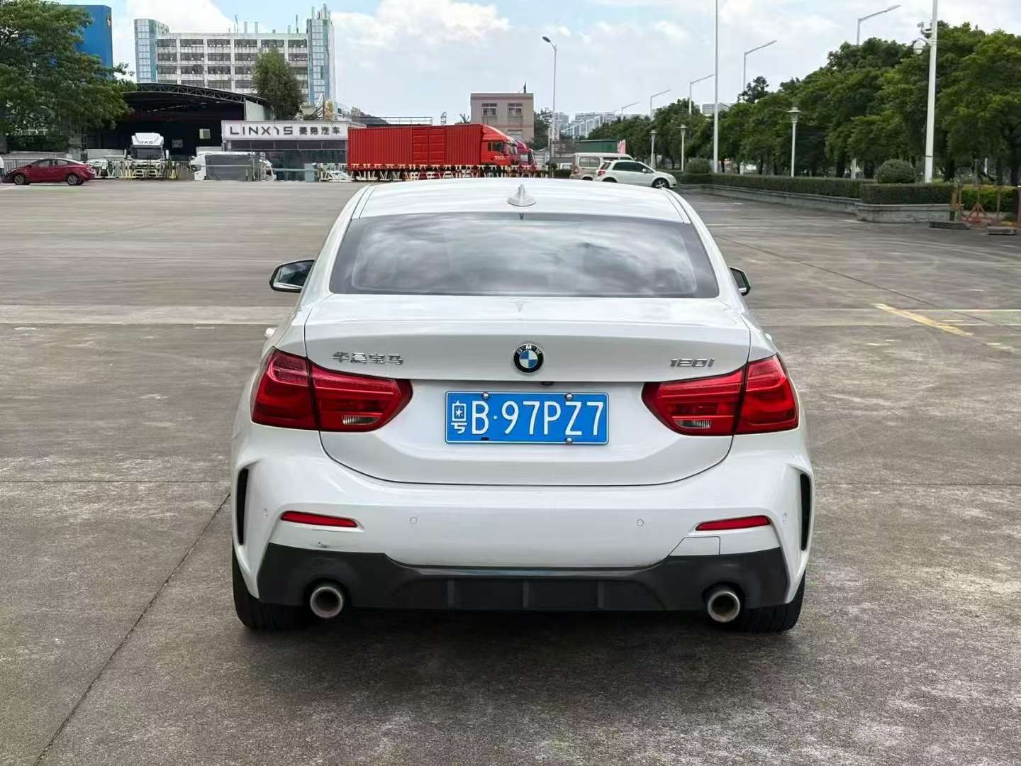 BMW 1 Series 120i M Sport Package 1.5T 4