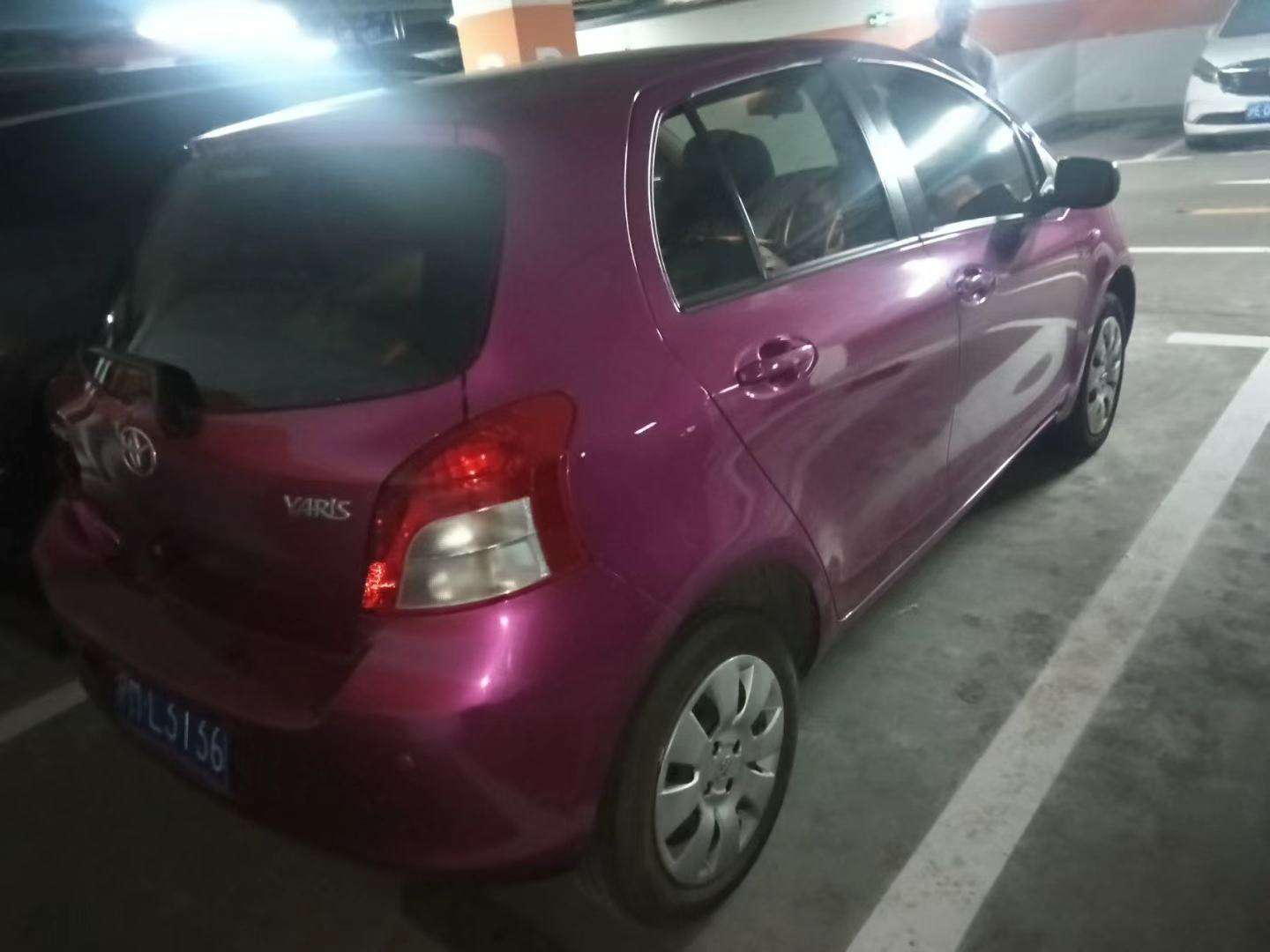 Toyota Yaris 1.6L Dynamic Edition 9