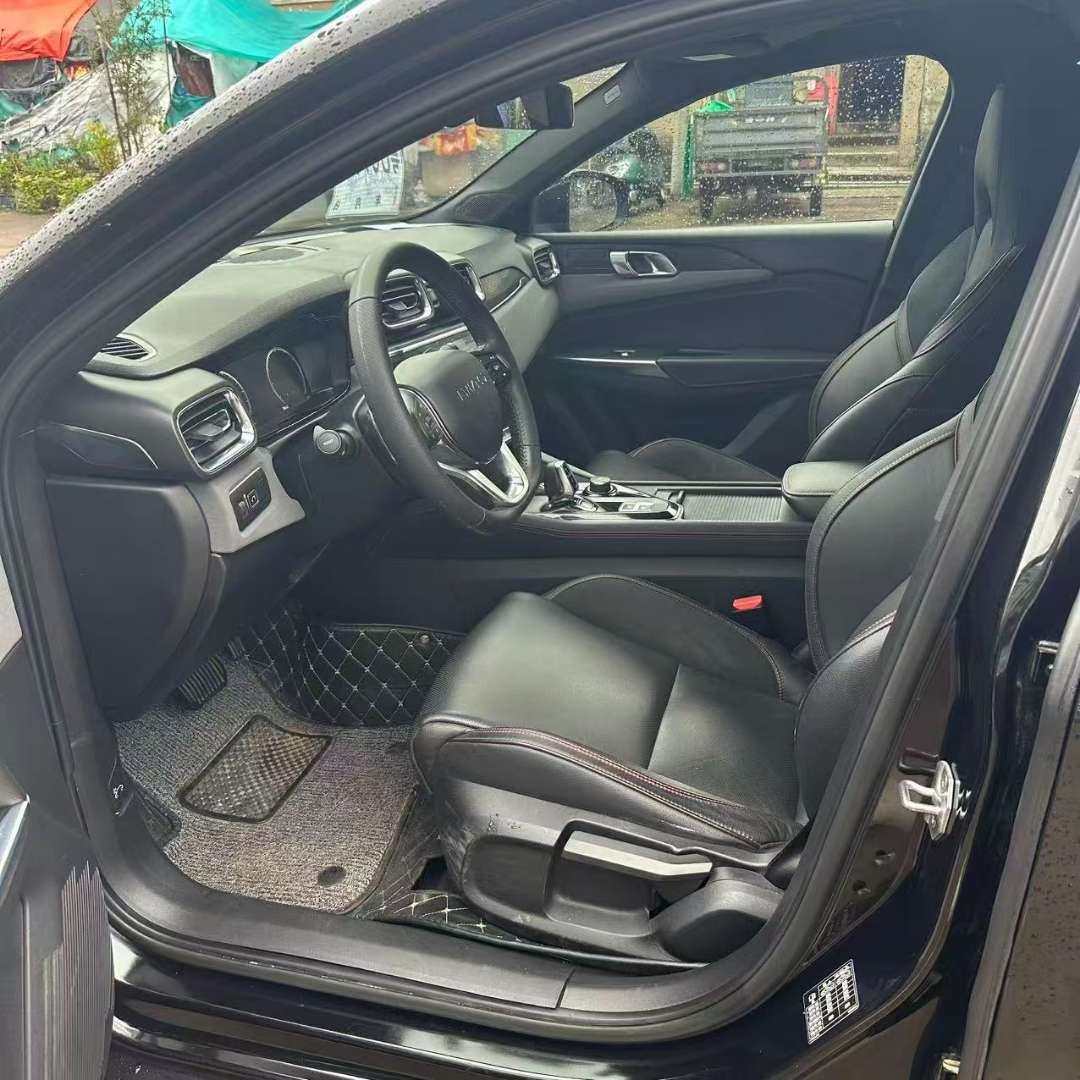 Lynk & Co 03 1.5T Automatic Sunroof Jing Edition 6