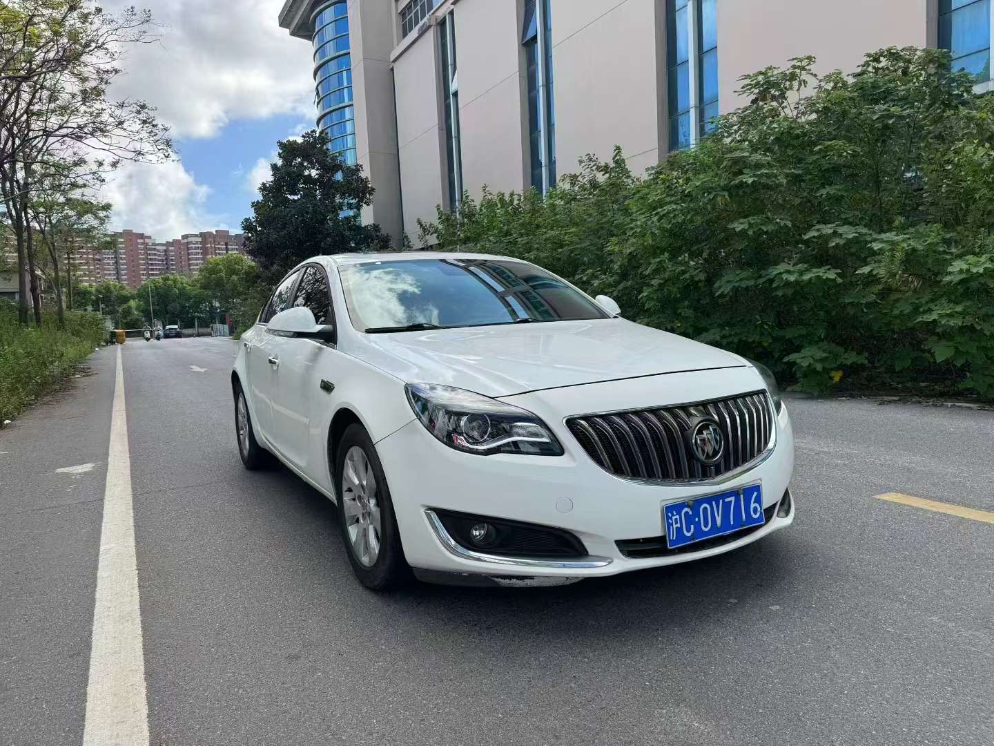 Buick Regal 3