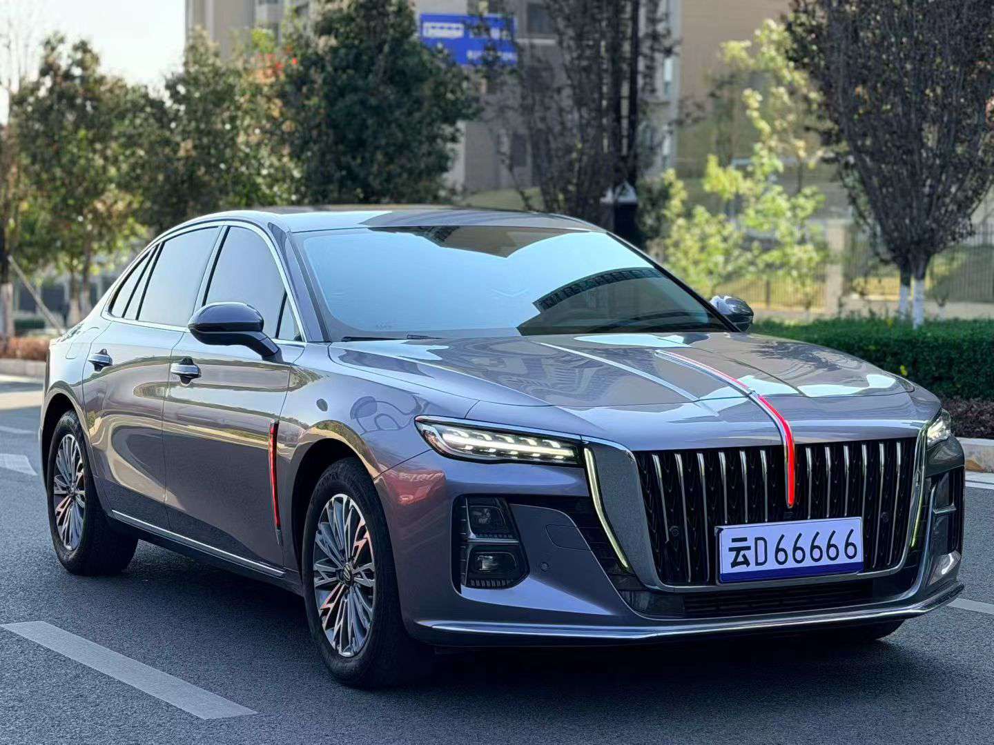 Hongqi H5 2023 1.5T Qirui Edition