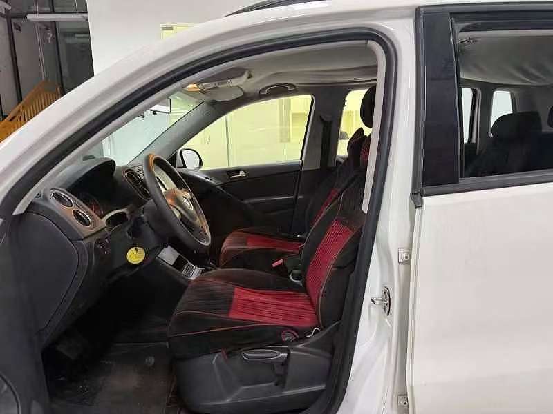 Volkswagen Tiguan 2013 Style Edition 1.8TSI Automatic Manual Front-Wheel Drive 7