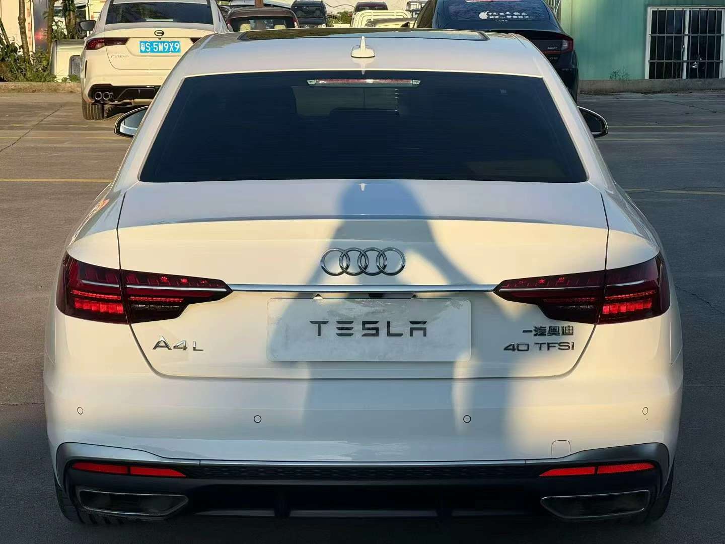 Audi A4L 8