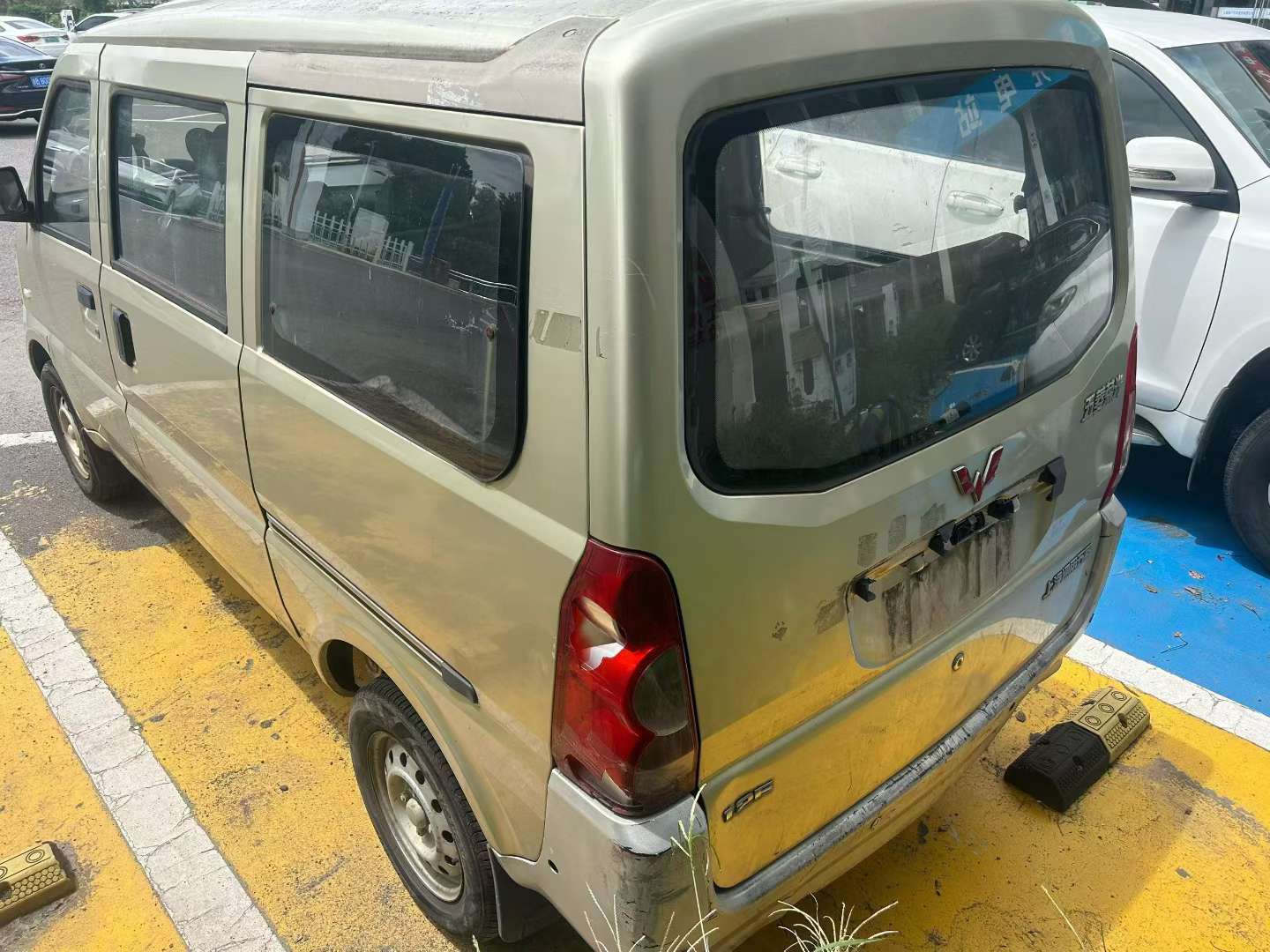 Wuling Rongguang 1.2L 6