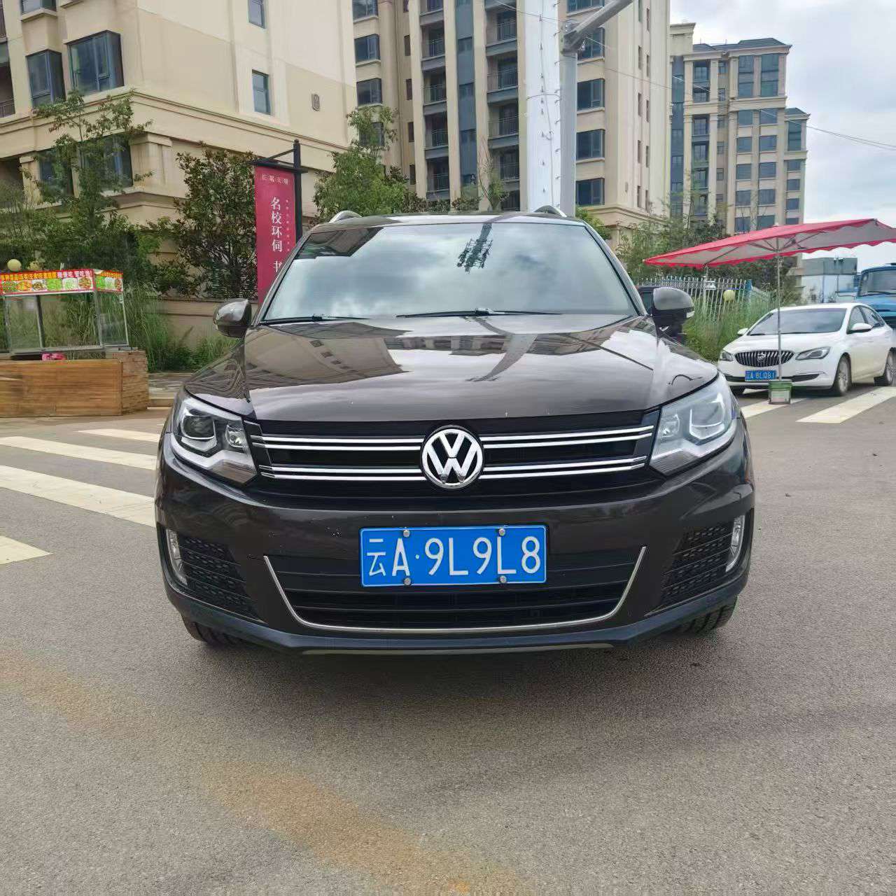 Volkswagen Tiguan 1.8T Automatic Top Luxury Edition