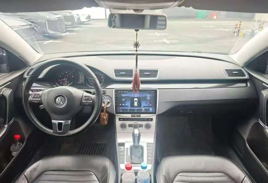 Volkswagen Magotan 1.8T Automatic Sunroof 5