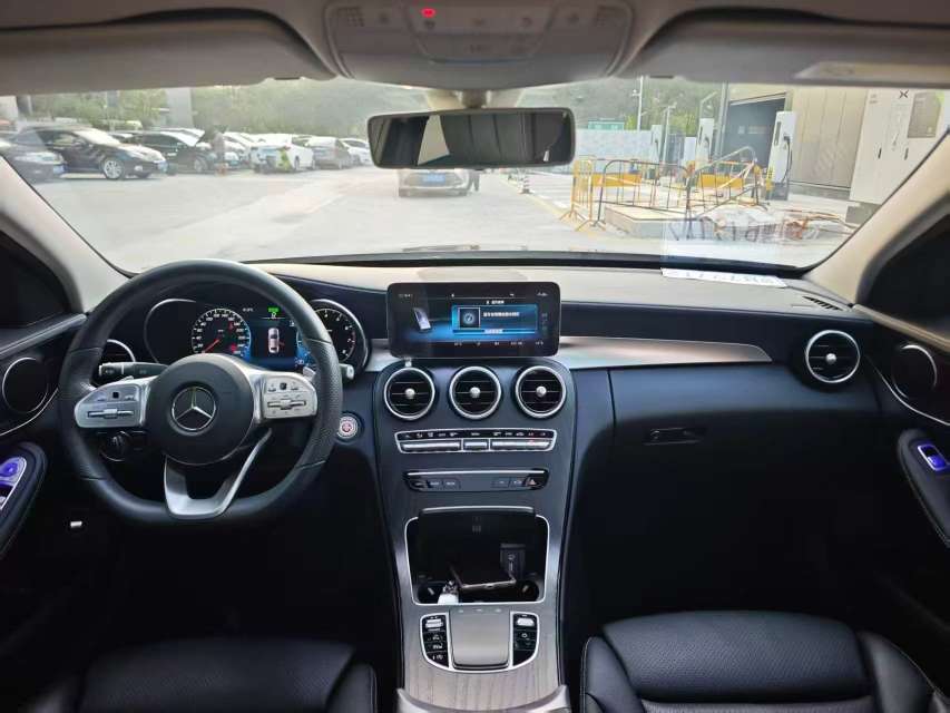Mercedes-Benz C-Class C260L Sport Edition 5