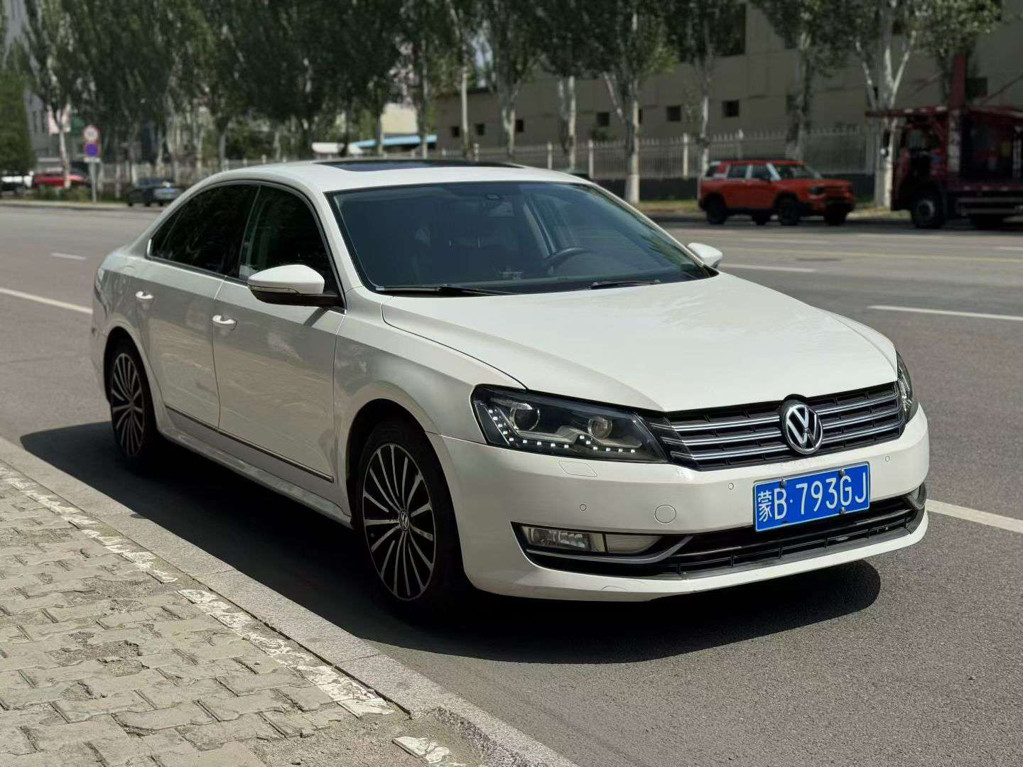 Volkswagen Passat 2013 2.0T