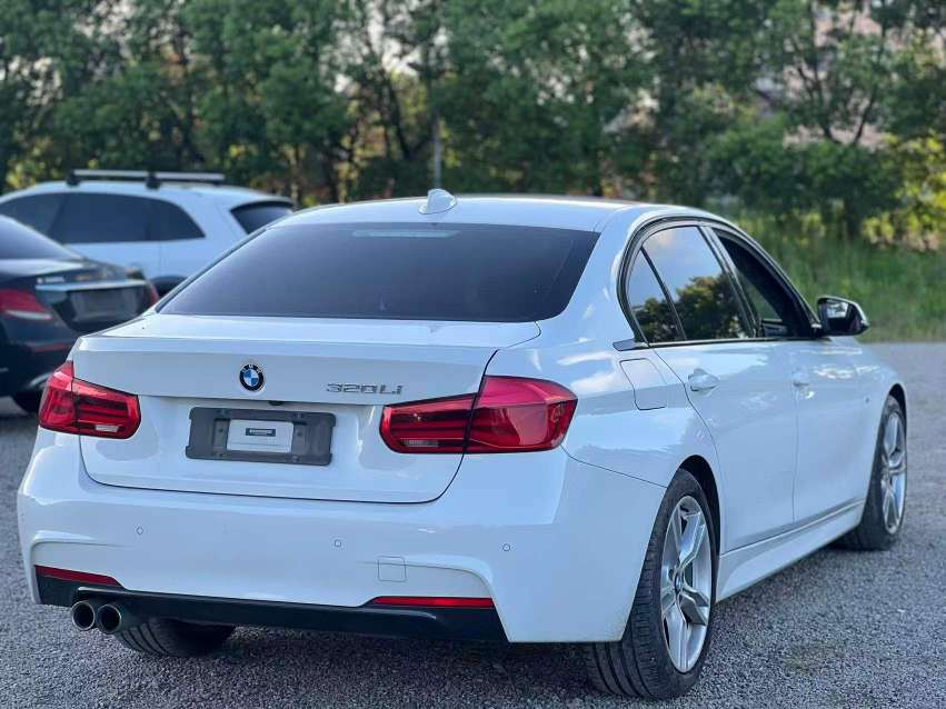 BMW 3 Series 19 M Sport Package 2.0T Automatic Sunroof 4