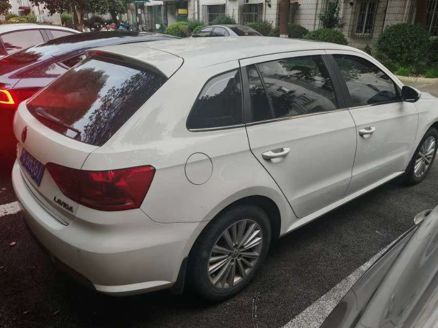 Volkswagen Lavida 1.6 Comfort Edition 9