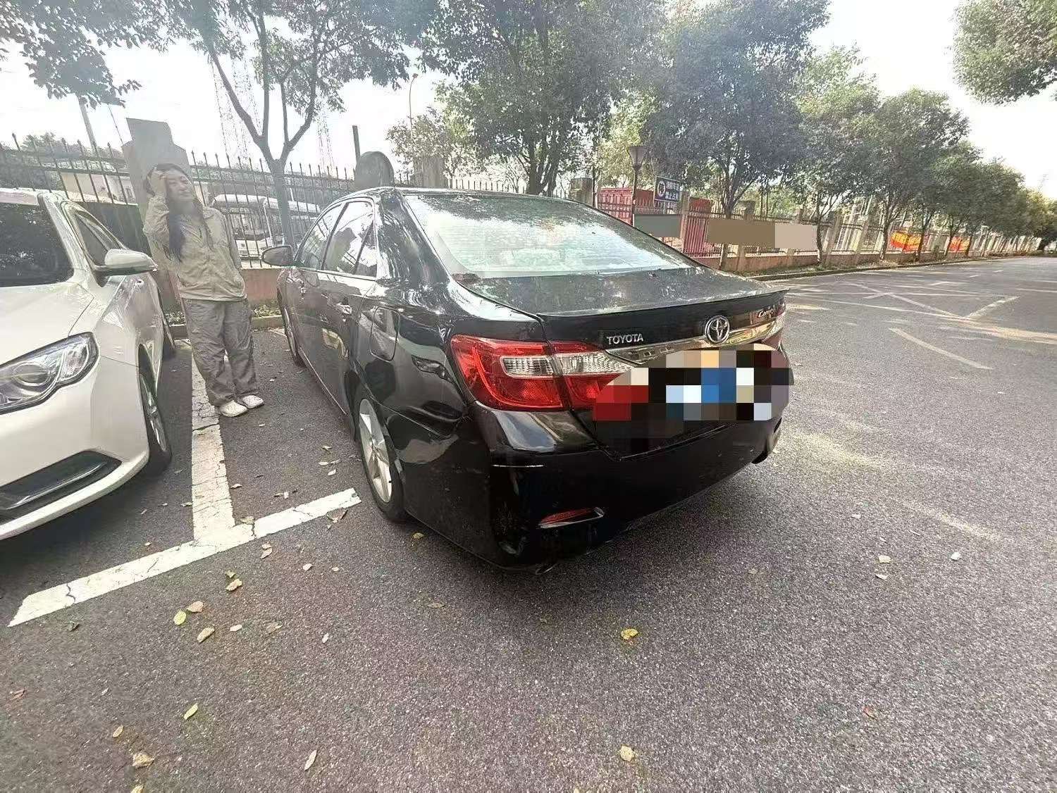 Toyota Camry 2013 Automatic Sunroof 6