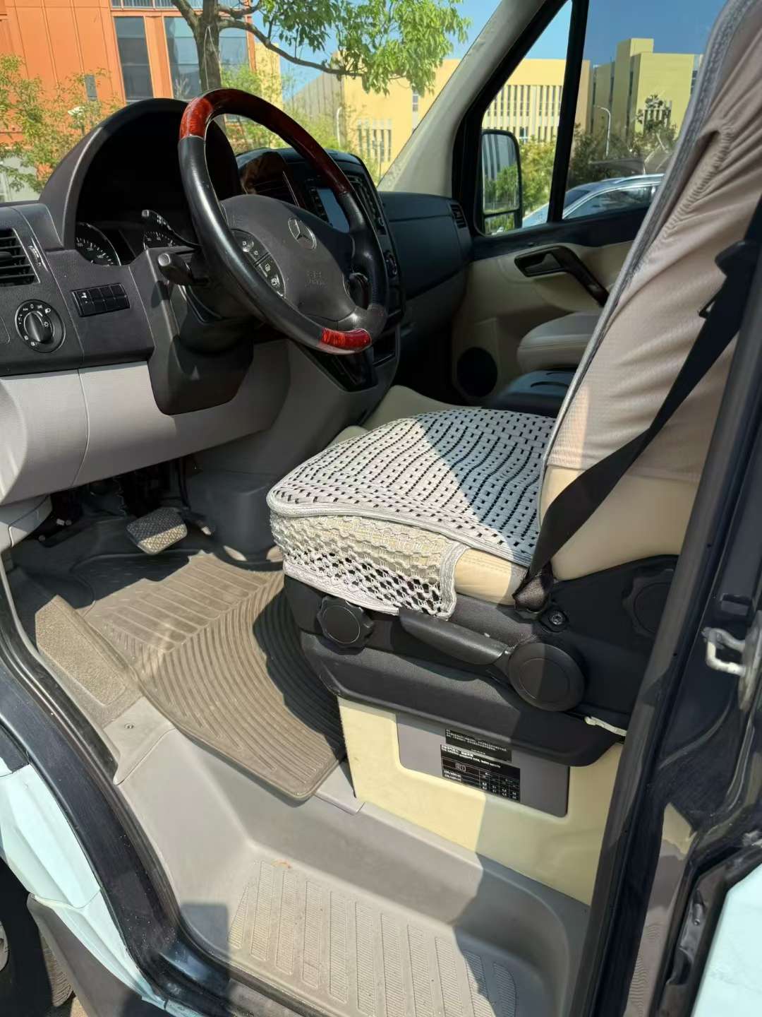 Mercedes-Benz Sprinter 7