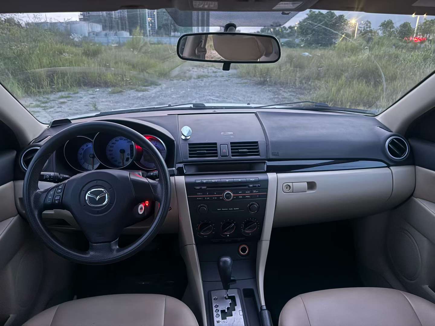 Mazda 3 1.6 Automatic 6