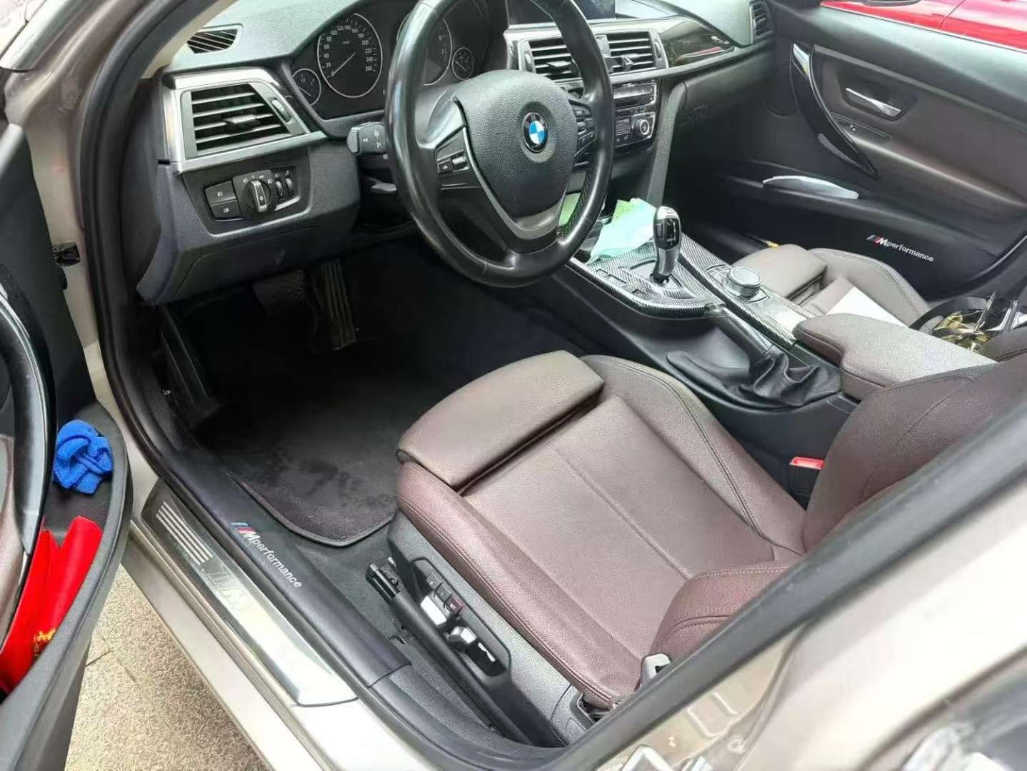 BMW 3 Series 320Li 2.0T Sport 3