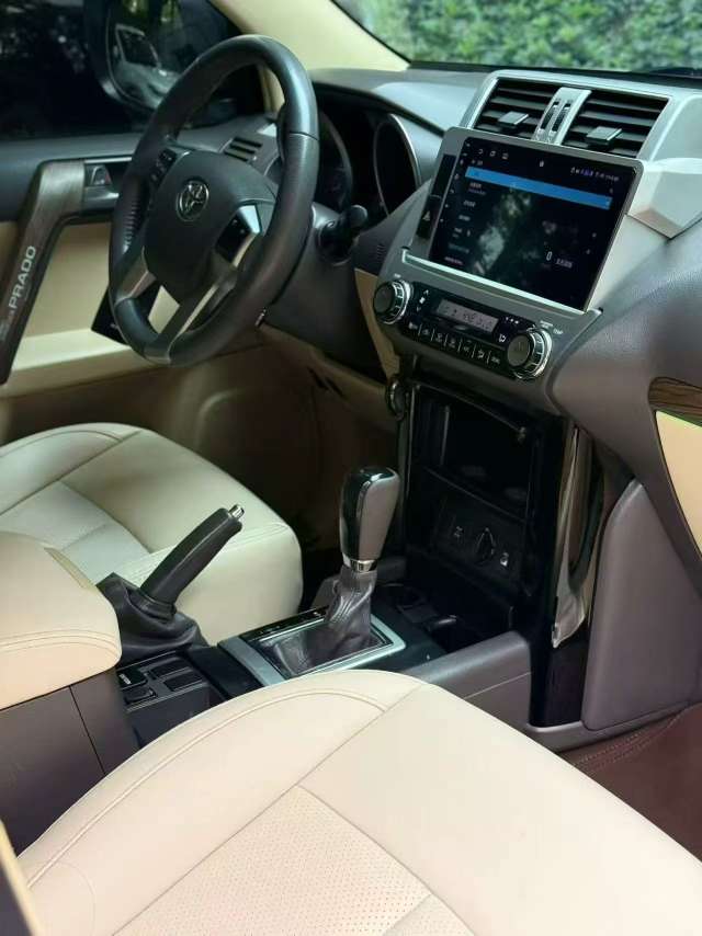 Toyota Prado 3.0T Diesel Middle East Version 5