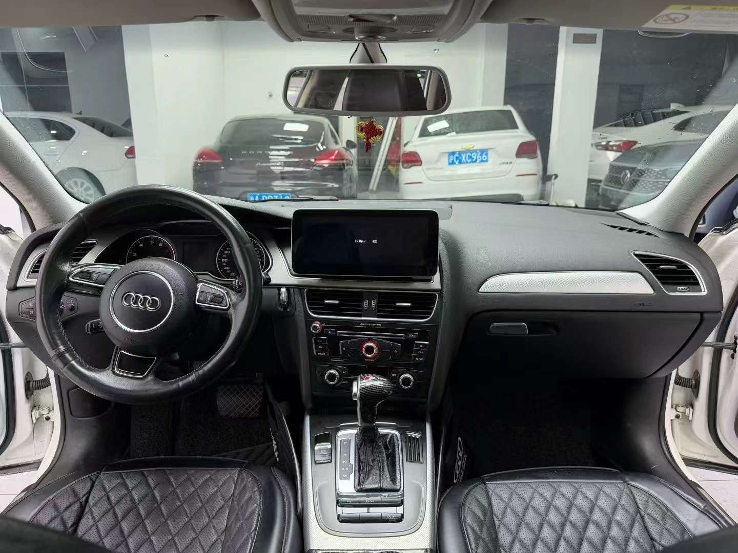 Audi A4L 7
