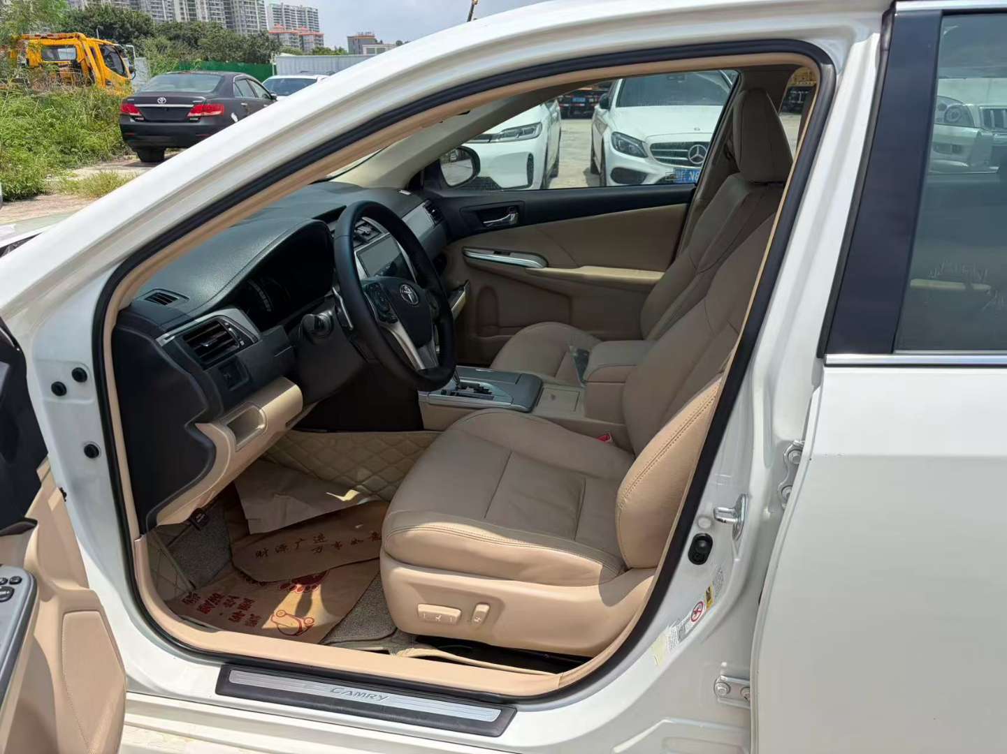 Toyota Camry 2.5G Dynamic Edition 2