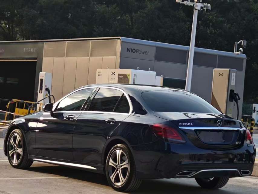 Mercedes-Benz C-Class C260L Sport Edition 4