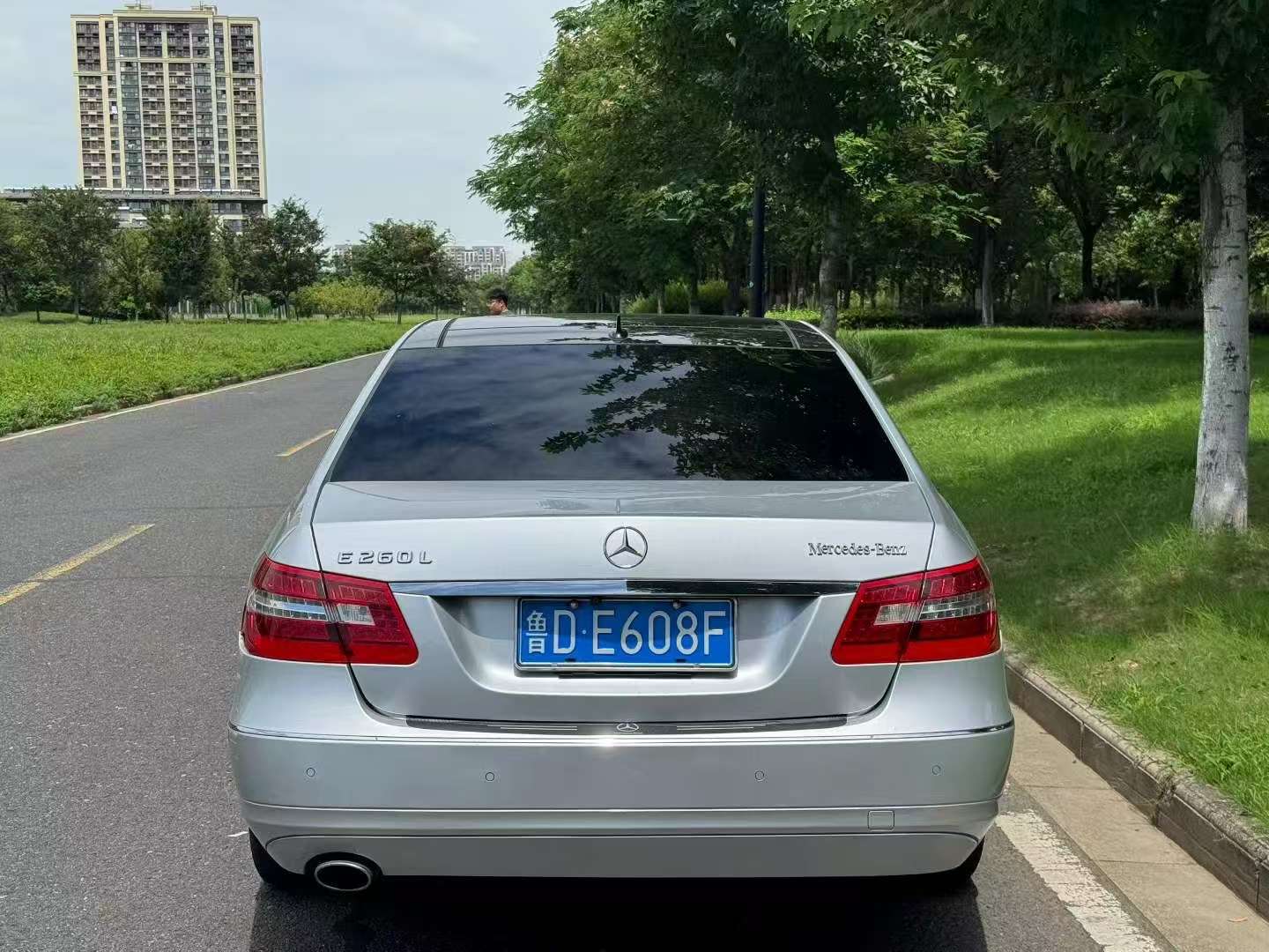Mercedes-Benz E-Class 2013 E260 6