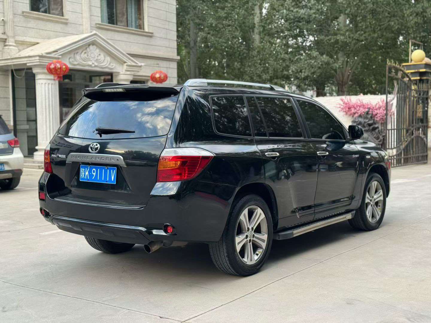 Toyota Highlander 2012 Seven-Seater High Trim 9