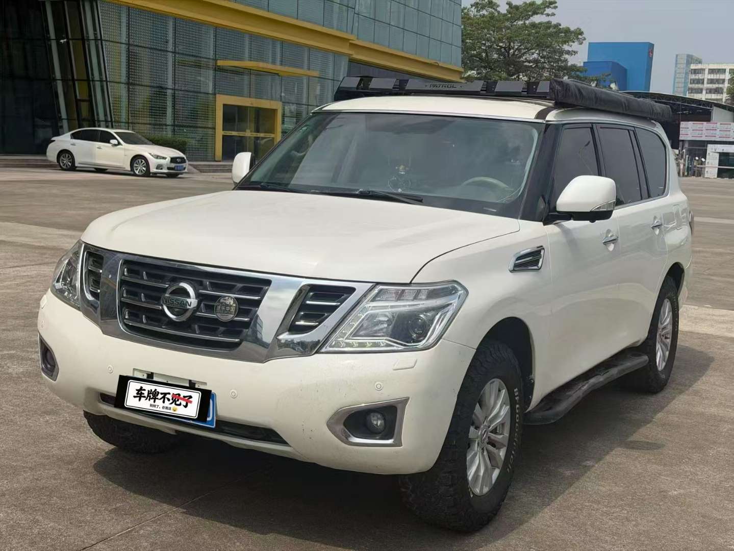 Nissan Patrol 4.0L Middle East Spec SE 2