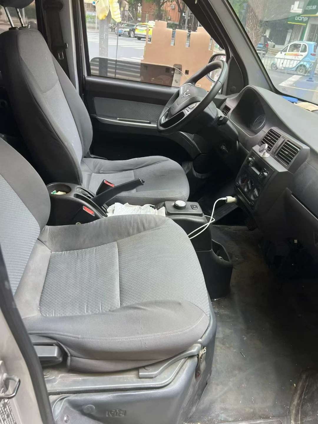 Wuling Rongguang EV 2