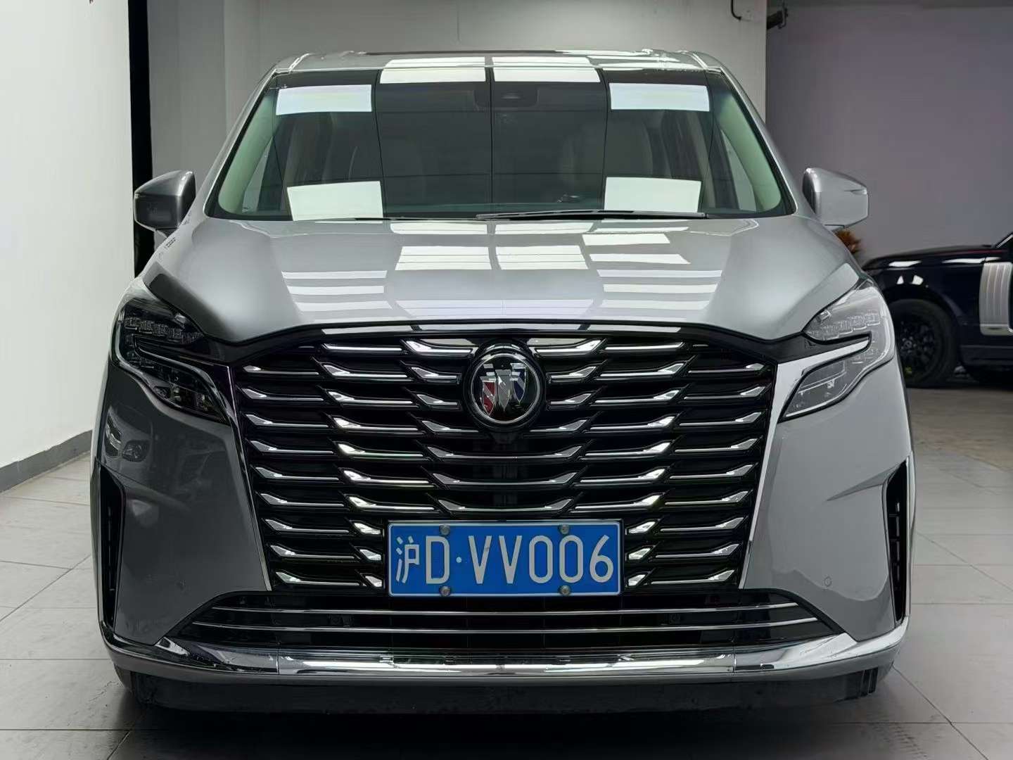 Buick GL8 ES 2