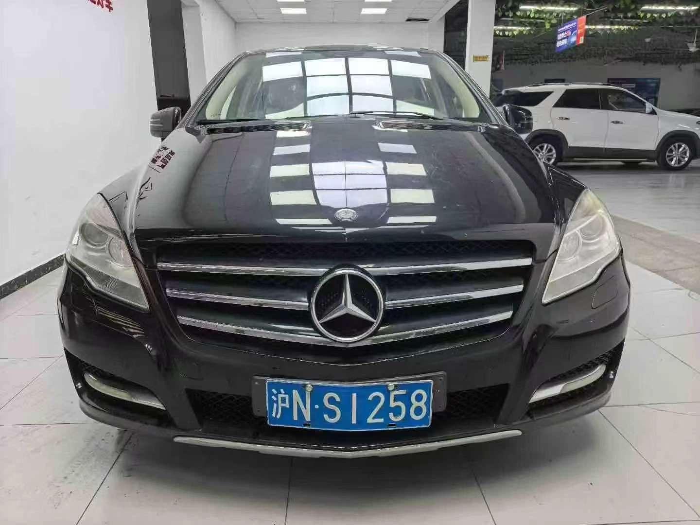 Mercedes-Benz R-Class 2013 R350 High Spec 2