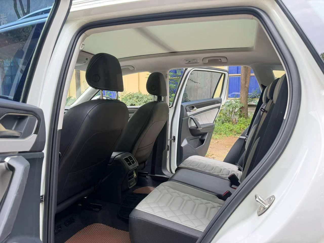 Volkswagen Tayron 330TSI FWD Comfort Plus Advanced Edition 6