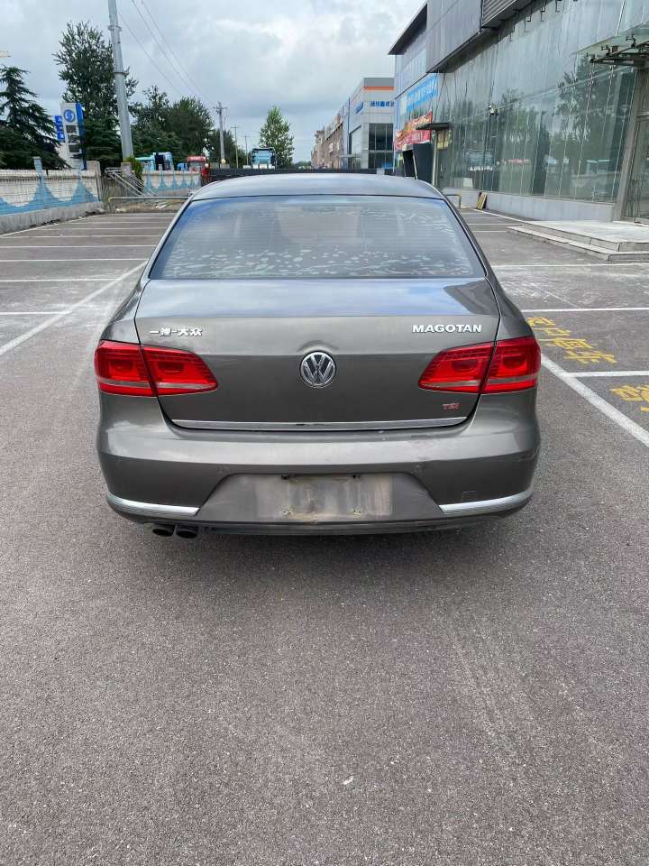 Volkswagen Magotan 1.8T Automatic 4