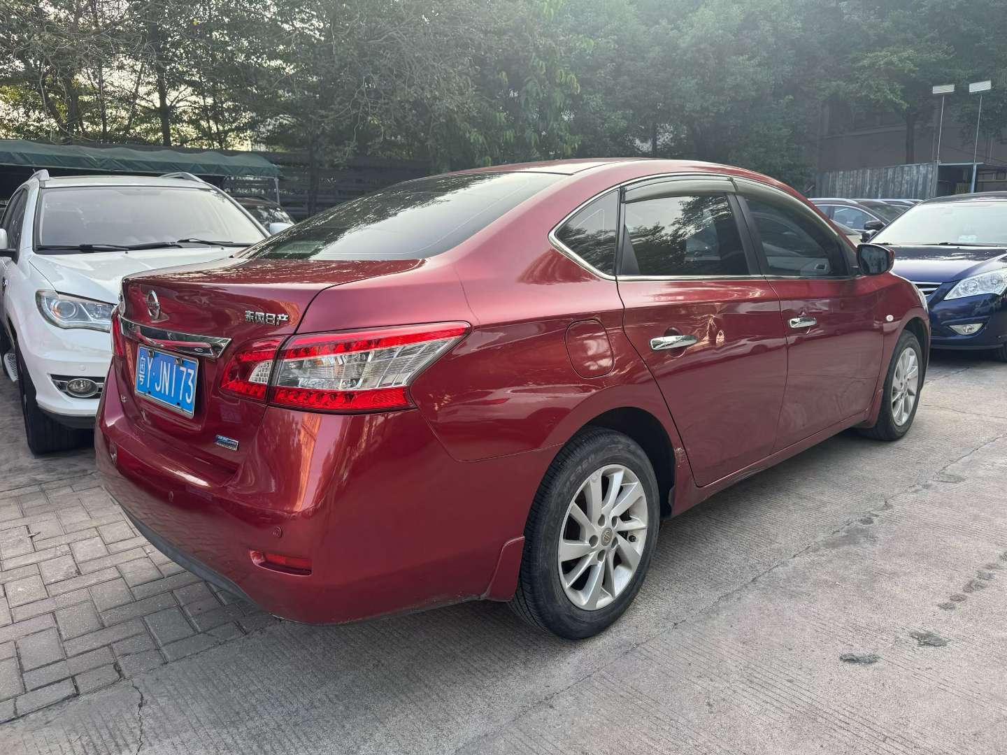Nissan Sylphy 2013 1.8L Automatic 3