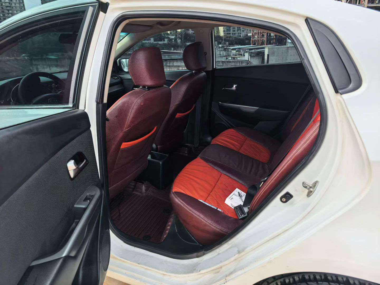 Kia K2 8