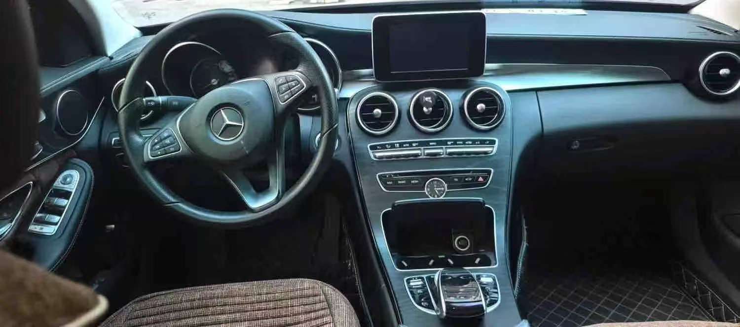 Mercedes-Benz C C 200 L 2.0T Sport 6