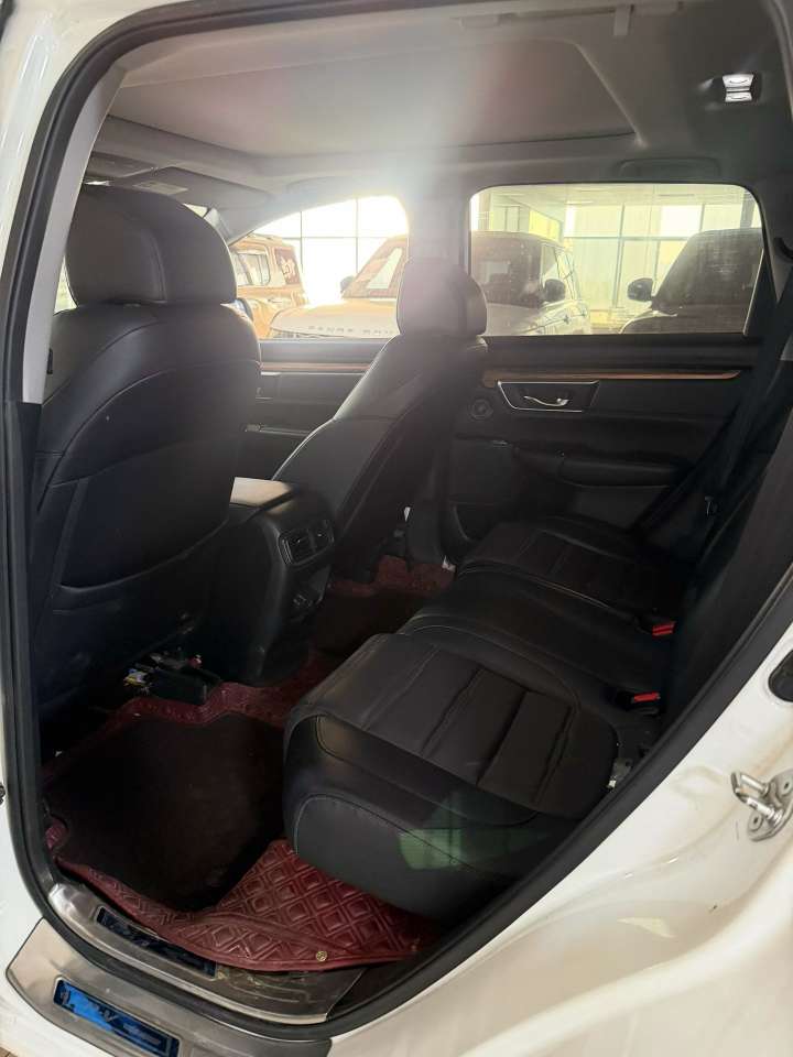 Honda CR-V 240TURBO FWD Style Edition 5