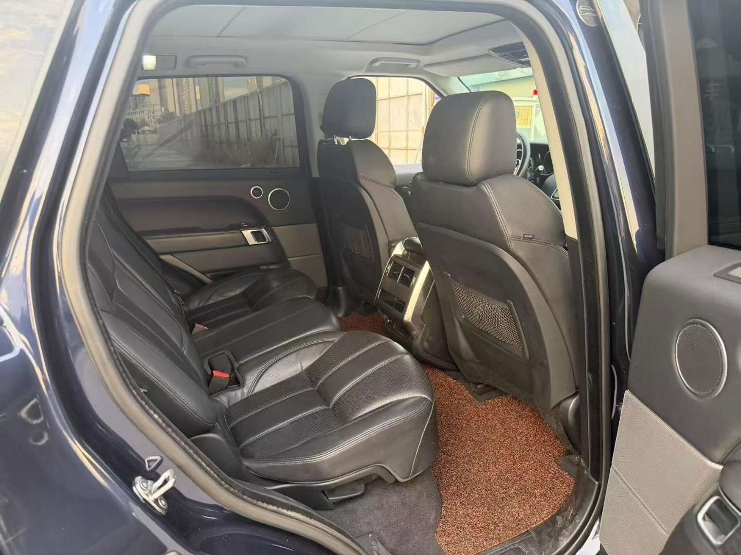 Land Rover Range Rover Sport 3.0T Gasoline SE Edition 7