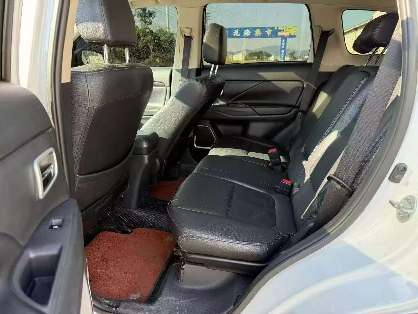 Mitsubishi Outlander 2019 2.0L 7-Seater 6
