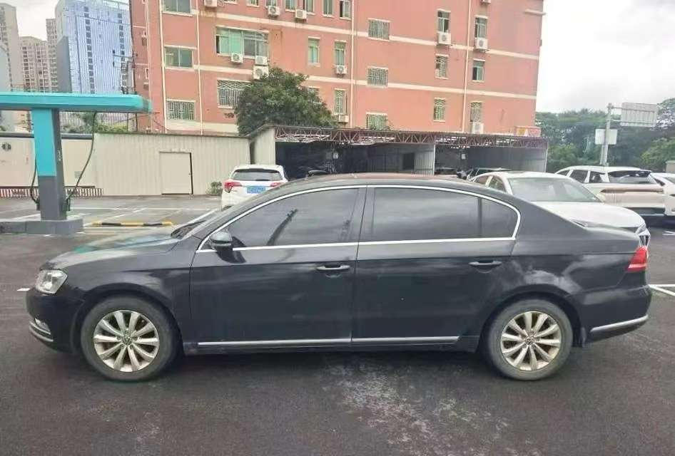 Volkswagen Magotan 1.8T Automatic Sunroof 4